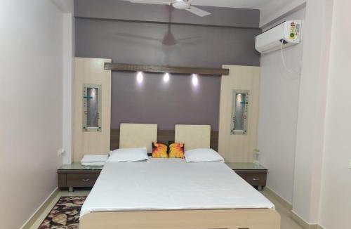 Ujjain House | Om Paradise Hotel in Ujjain Best Place to Stay near Mahakaleshwar Temple