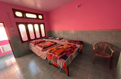 Uttarkashi Hotel | Omji Ashram - Tapovan Kuti