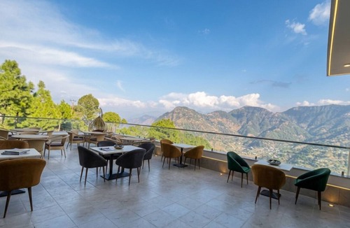 Bathri Hotel | OnlyStay Luxe House Dalhousie