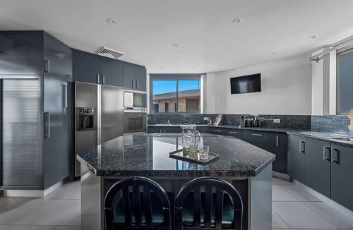 Forresters Beach House | "Opera by the Sea" – A Symphony of Sea & Pool