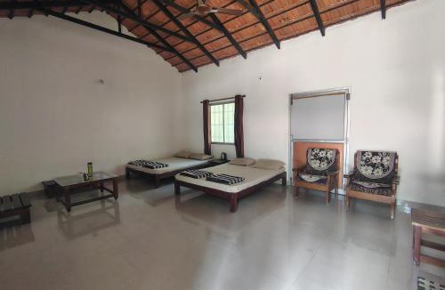 Vastare House | Outbackwoods homestay room Robusta