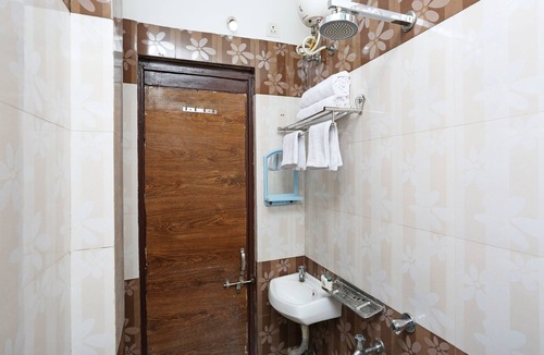 Raipur Hotel | OYO 10190 Hotel Gagan Grant