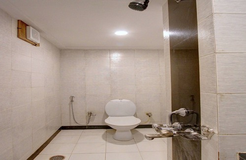 Ameerpet Hotel | OYO 11376 Golden Park