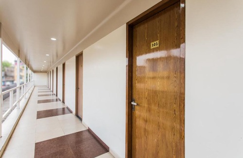 Indore Hotel | OYO 11929 Hotel Ridhi Sidhi
