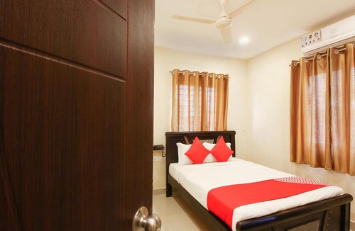 Serilingampally Hotel | OYO 14266 Flagship Serilingampally