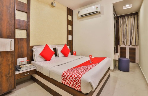 Thaltej Hotel | OYO 3649 Hotel Sree Balaji Residency