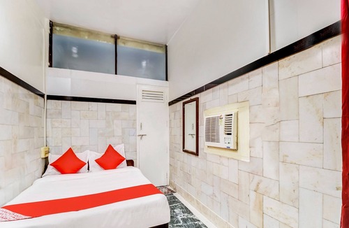 Mazgaon Hotel | OYO 64092 Hotel Dreamland