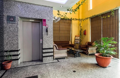 Vaishali Nagar Hotel | OYO 658 Hotel Seven Seas