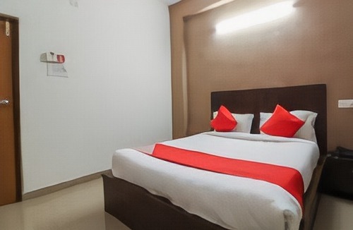 Banjara Hills Hotel | OYO 67803 R-inn