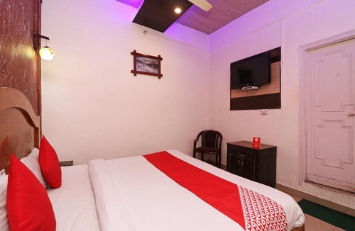 Lakdi Ka Pul Hotel | OYO 73851 Hotel Hyderabad Comfort Lakdikapul