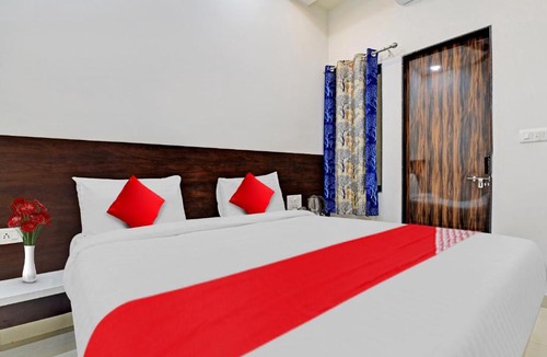 Udaipur Hotel | OYO Flagship HOTEL ANGAN