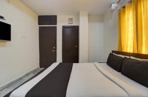 Hyderabad Hotel | OYO Flagship VENKATESWARA ATIDHI