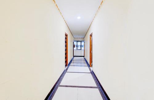 Tirupati Hotel | OYO Hotel O Airport Road Near Leela Mahal