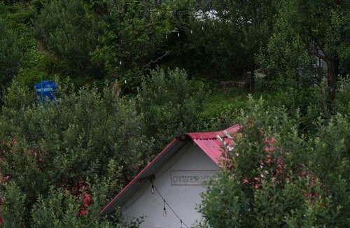 Bandrol House | Oyster house