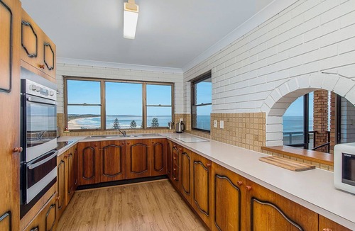 Bonny Hills House | Pacifica - 3 Bedroom holiday house in Bonny Hills