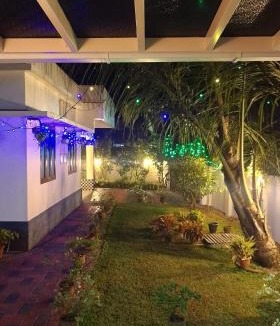 Kumbalam Apartment | PADUA HOMESTAY 2Bhk furnished 1AC,1 Non AC near Manorama