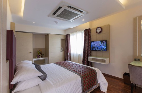 Tirupati Hotel | Pai Viceroy