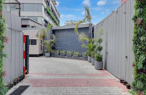 Dehradun House | Palette Isbt Dehradun