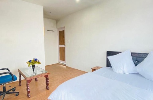 Rajbagh Hotel | Pall Residency