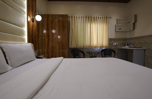 Gorai Hotel | Palm Springs Beach Resort - Gorai