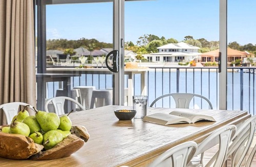 Yamba House | Pandanus - Spacious Waterfront Escape with Private Pontoon & Pool - Holiday Yamba
