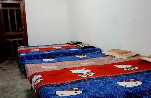 Dunda House | Pandit Ji Family Restaurant & Homestay