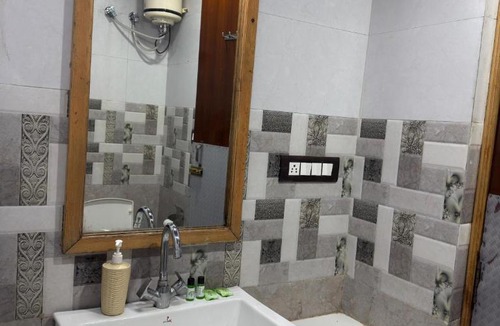Pangot Hotel | Pangot Himalayan View Hotel