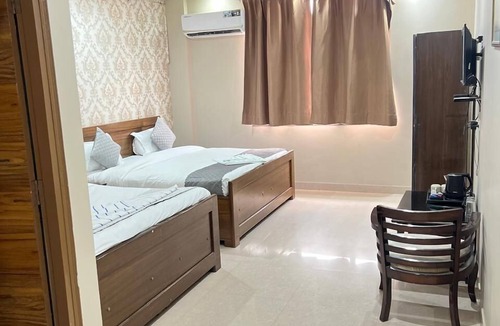 Dehradun Hotel | Paradise Inn