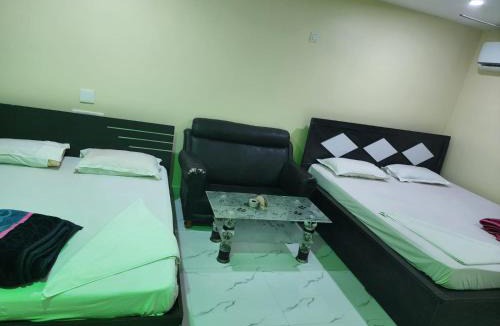 Tajpur Hotel | Paromita inn