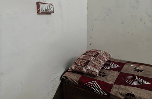 Surat House | Patel's Guesthouse