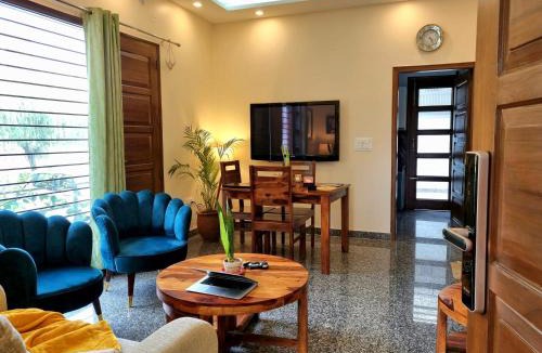Mohali Villa | Peaceful Home2 Stay by Six Lane
