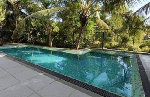 Grand Morrod Villa | Peacock View 4BHK Pvt Pool & Jacuzzi at Saligao