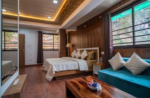 Mallital Hotel | Peaks N Pines