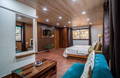 Mallital Hotel | Peaks N Pines