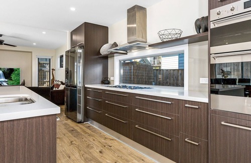 Casuarina House | Pebbles at Casuarina Beach - Large Family Home with Pool Near Beach