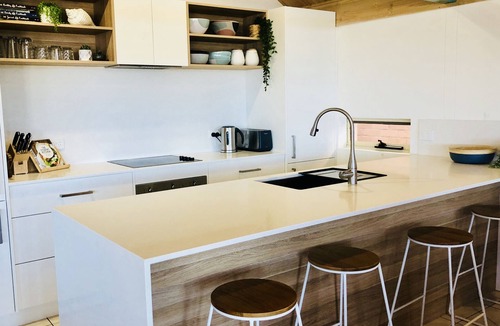 Currarong House | Peninsula - Absolute Waterfront, Currarong