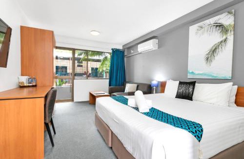 Nelson Bay Hotel | Peninsula Nelson Bay Motel and Serviced Apartments