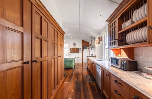 Springbrook House | Pet-friendly home surrounded by National Park with Spa & Sauna.