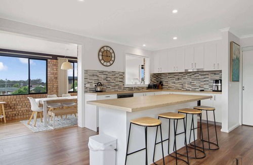 Surf Beach House | Pet-Friendly Home, Walk to Beach