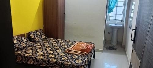 Narasapura Hotel | PG stay with Ensuite and food