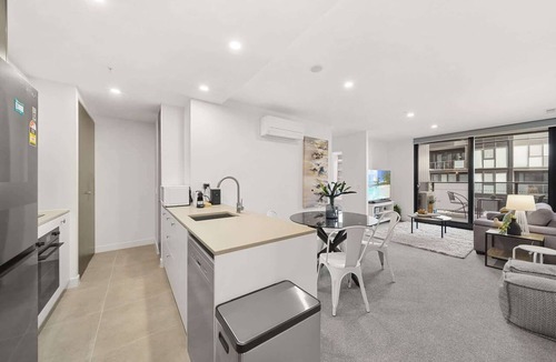 Phillip Apartment | Phillip 2-Bed: Chic Interiors, Amazing Amenities