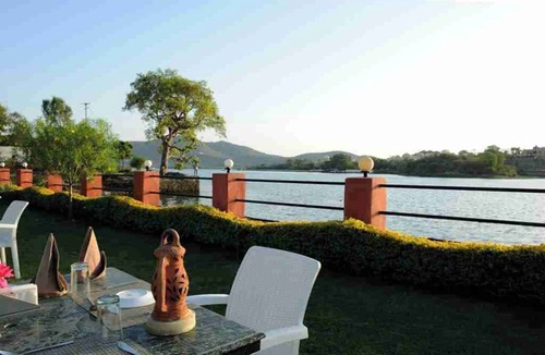 Udaipur Hotel | Pichola Vilas