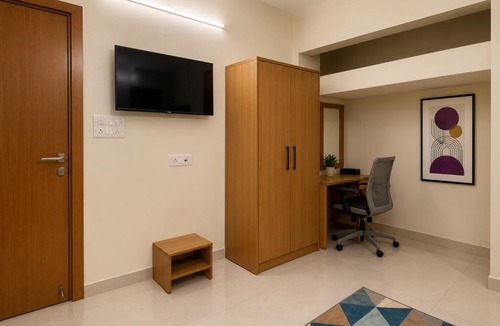 Prabhadevi Hotel | Pinaki Comfort Stay , Prabhadevi