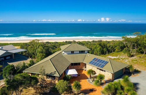 Dunbogan House | Pindari Seascape - privacy, space and view