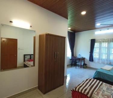 Peermade House | Pine Ridge