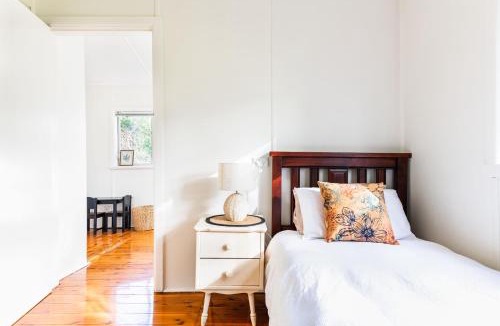 Koorawatha Bed & Breakfast | Pinkerton House