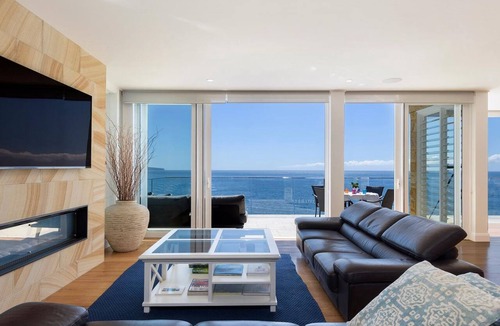 Palm Beach House | POINT BREAK by Palm Beach Holiday Rentals
