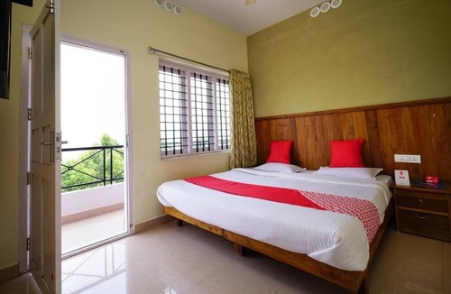 Kanthalloor Cottage | Pollution Free/Calm and Cozy Cot Stay