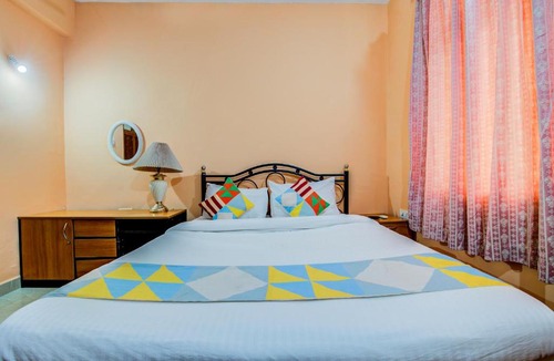 Sernabatim Apartment | Pool-View 1BHK Home in Colva, Goa