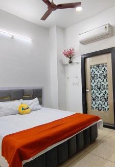 Nathdwara House | Poonam rest house